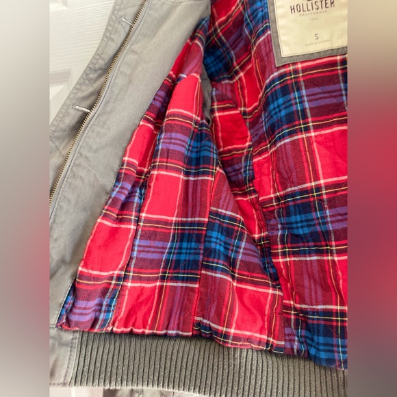 Hollister yet army gray jacket, Size Small (S) - Picture 2 of 10